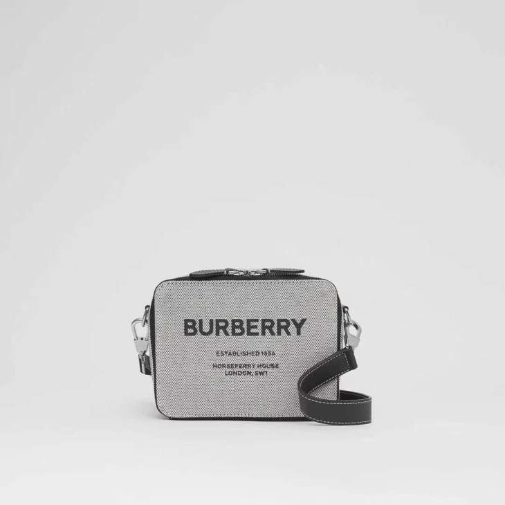 Picture of Burberry Mens Bags _SKUfw99354111fw